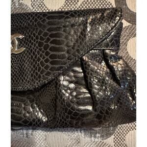 Imitation Chanel bag.